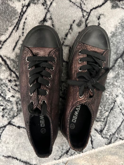 Маратонки и чанти