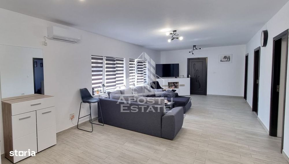 Casa individuala de vanzare cu 5 camere in Giarmata