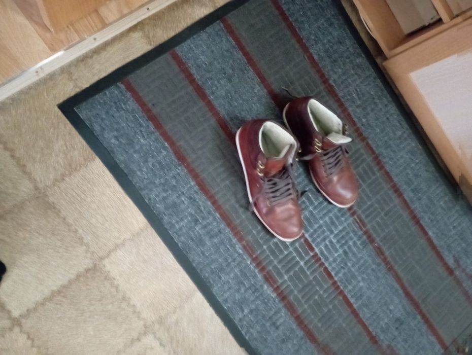 Продам мужскую обувь