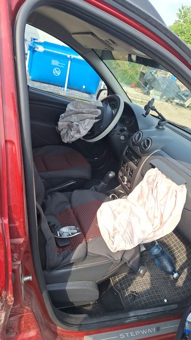 De vânzare Dacia Sandero stepway 2012