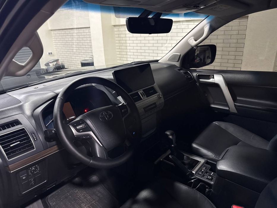 Продается Toyota Land Cruiser Prado 150