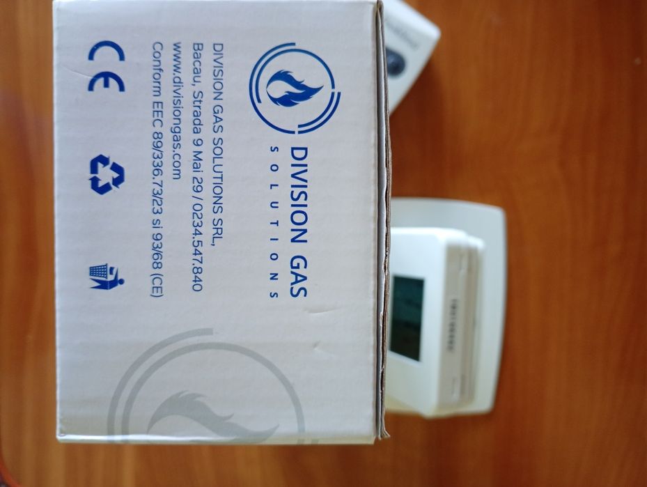 Vând 2 termostate centrala termica,Siemens și Inoklima