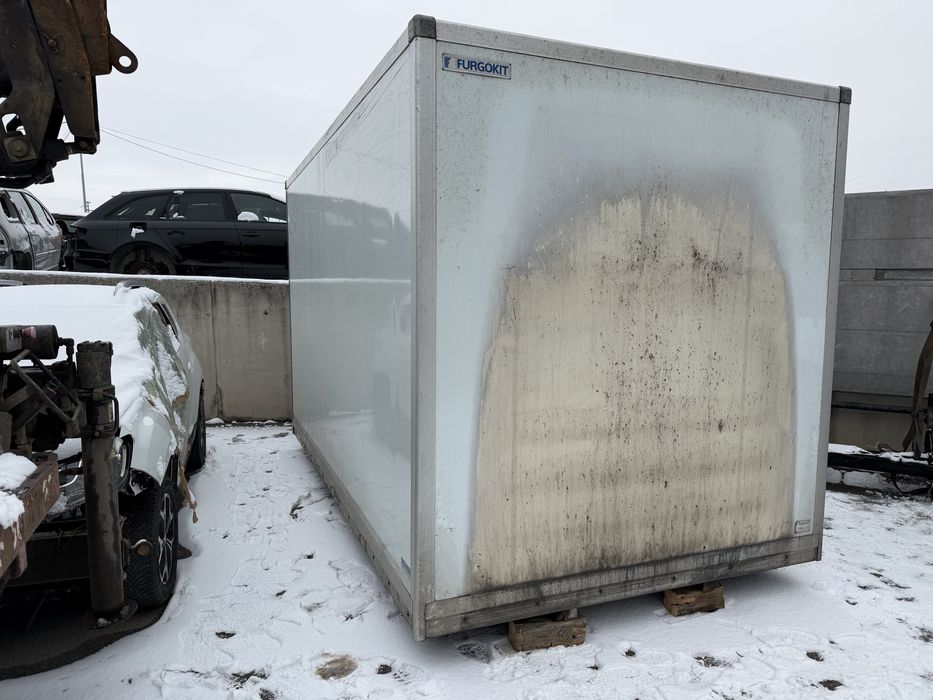 Фургон с падащ борд