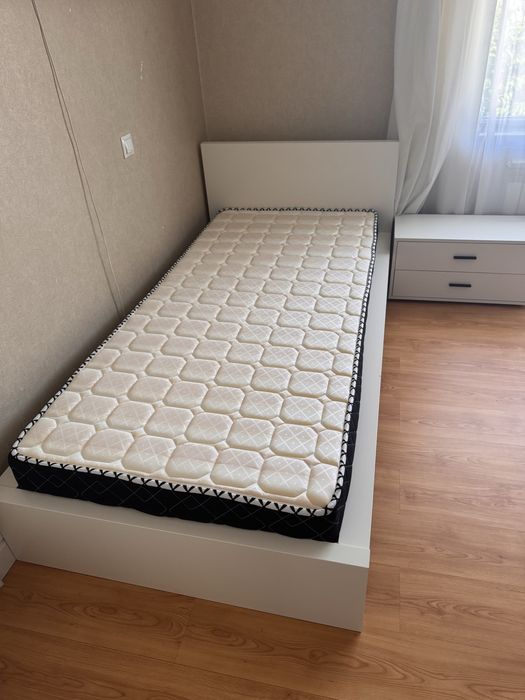 Продам новую кровать икеа