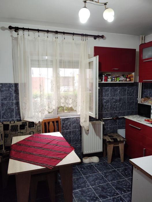 Vând apartament PB 3 camere