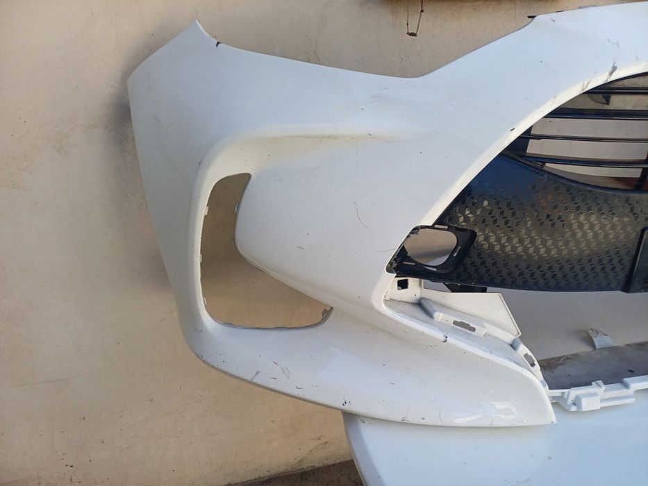 Предна броня за Toyota Yaris  2021г.-2023г.