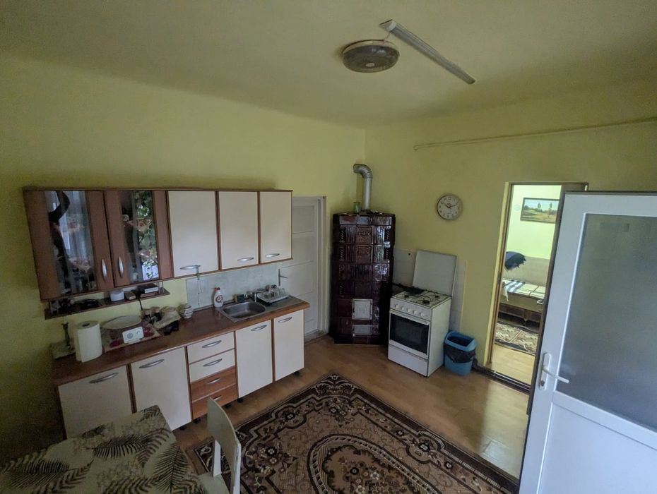 Casa de vânzare Ogra, Mureș - 4 camere, anexe, 23.5 ari teren