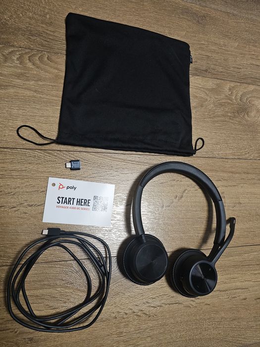 Casti Poly Voyager 4320