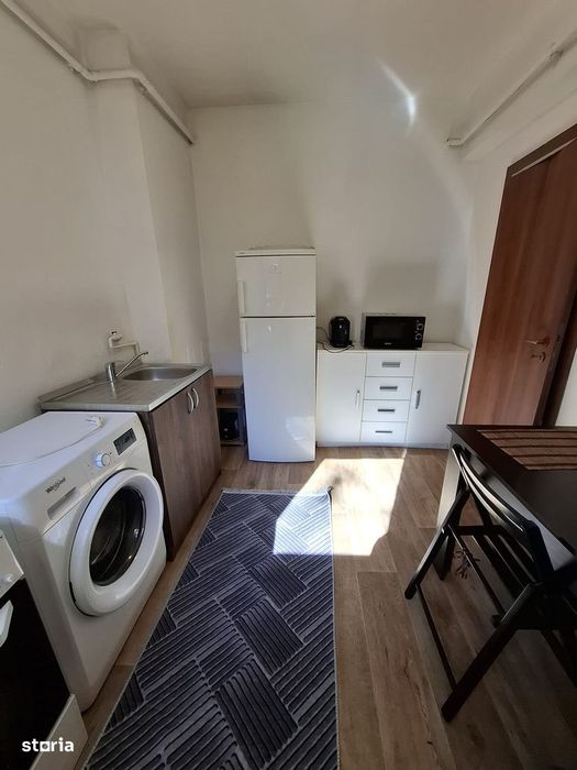 Apartament 2 camere+ bucătărie- Cartier Gruia strada Vânătorului