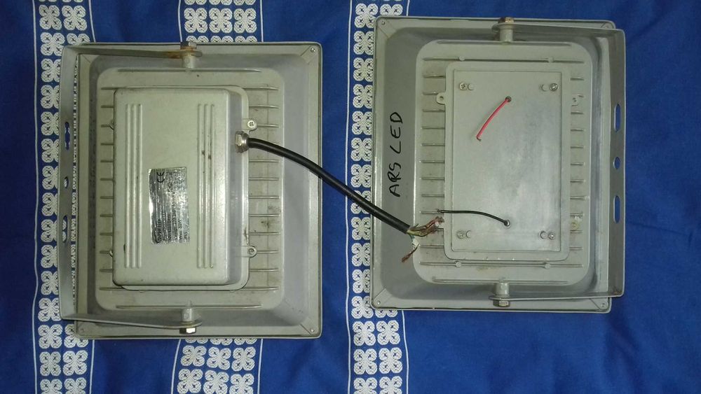 Proiectoare Led DEFECTE 50W-IP65-Dim.24X29