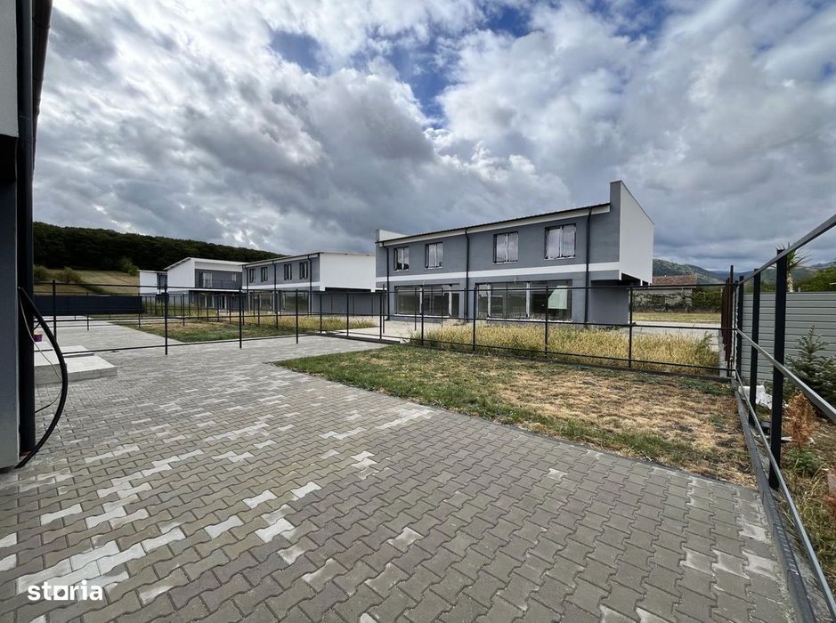 Casa intabulata, tip duplex ,curte libera 200mp, Sibiu
