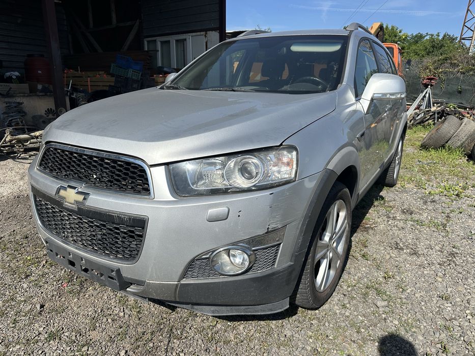 Chevrolet Captiva 2.2 на части