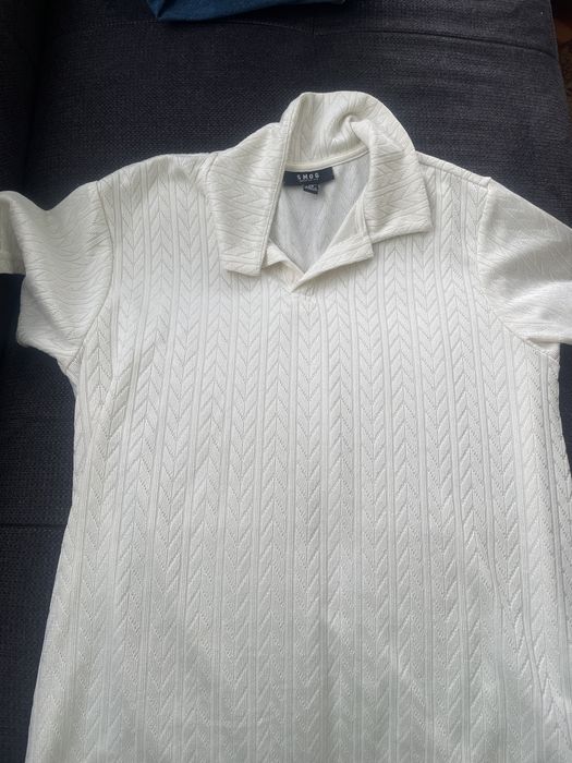 Продавам тениски и потници по 2 евро за брой втора употреба.Мъжки.