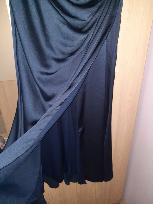 Официална рокля с пера