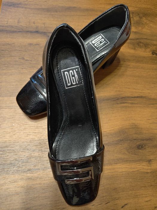 Нови дамски обувки,35 номер