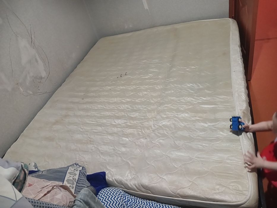 Продам кровать 2х спалка