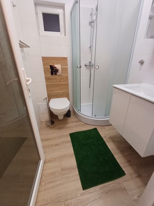 Proprietar inchiriez!