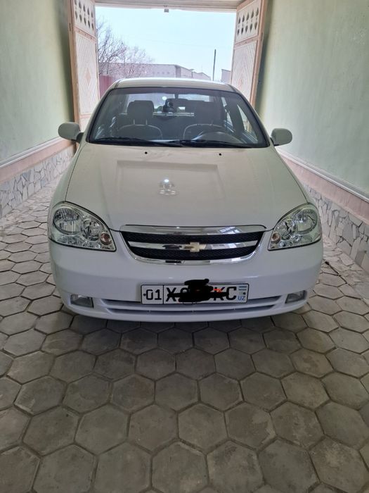 Lacetti-1,8 motor,