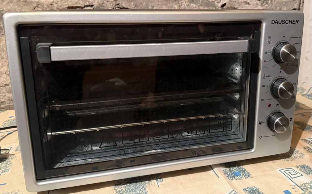 Продаю духовой шкаф