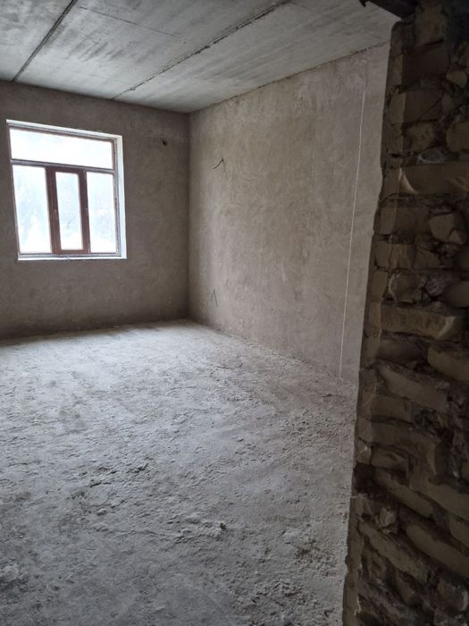 Продаётся 2-комнатная квартира