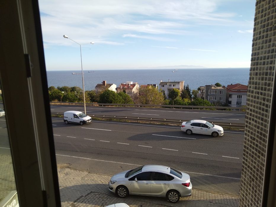 135 кв м. апартамент в Текирдаг