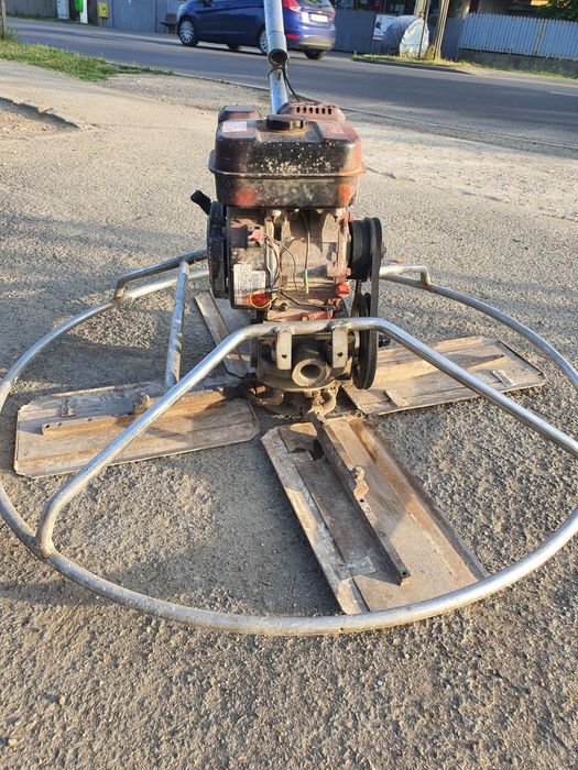 Betoniera tractabila Altrad 300l hibrida  benzina/electric vand/chirie