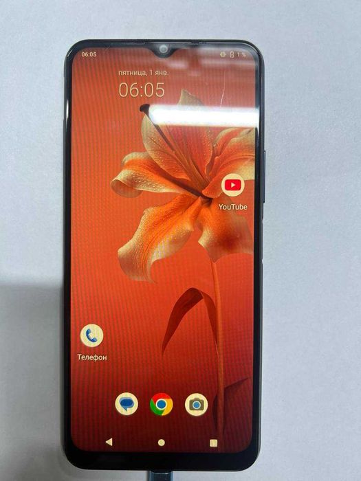 смартфон Vivo V20