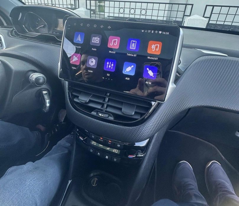 Navigatie Android  Peugeot 2008