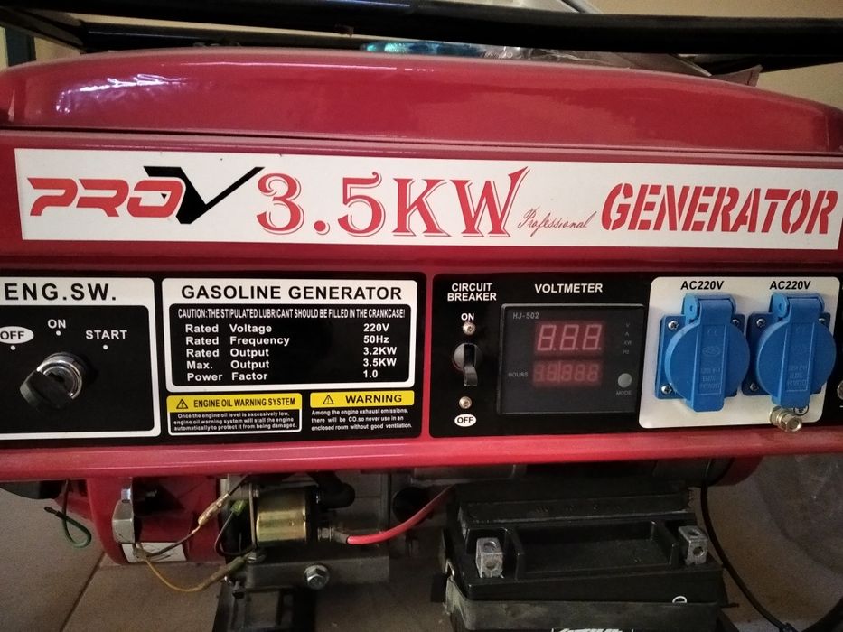 Генератор за ток 3.5kw монофазен  7 hp  с Ел старт и дисплей