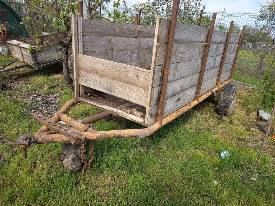 Trepied pentru tractor