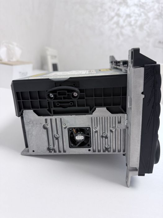 Navigatie Mercedes B Classe W245 ,W169,Vito,Viano,magazie 6 DVD,Hard,