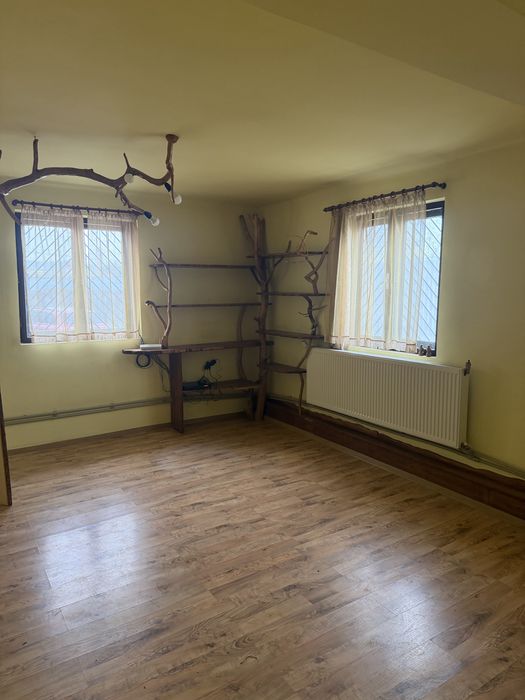 Hala inchiriat/ vanzare