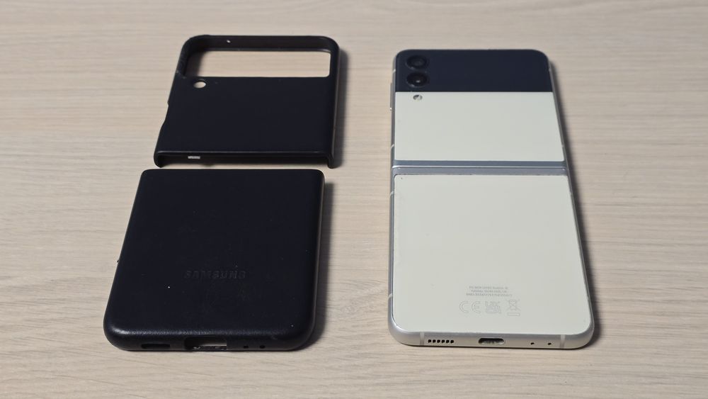 Samsung Z Flip 4 Defect ecran mare