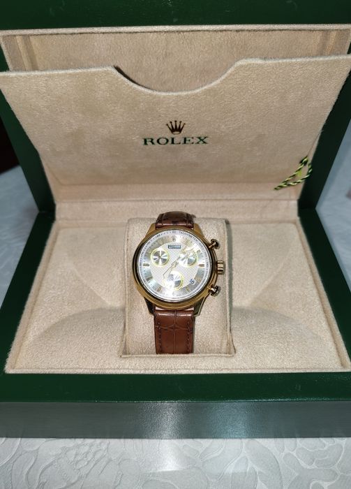 Золотые часы Rolex