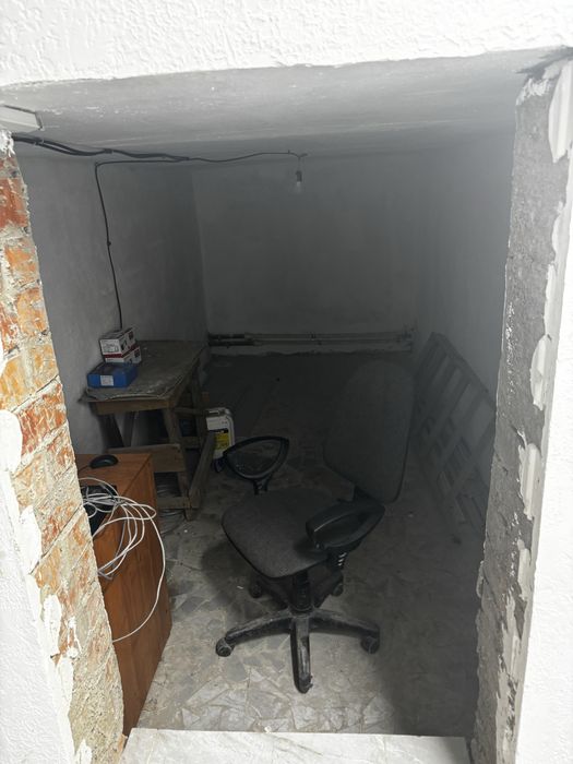 Продам под склад/каморку