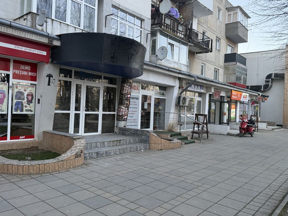 Inchiriez spatiu comercial in Flamanzi