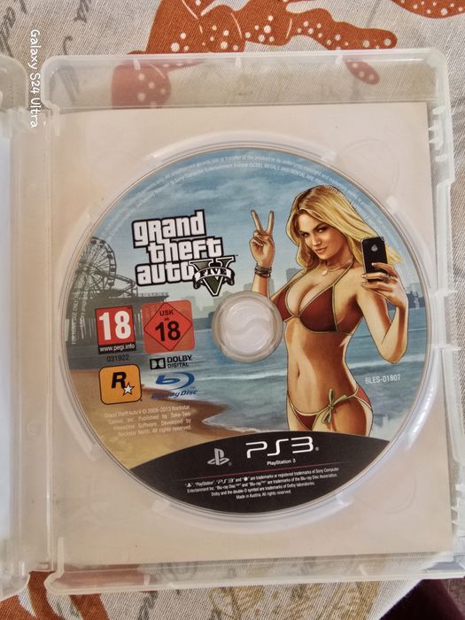 Продавам GTA5 за Playstation 3