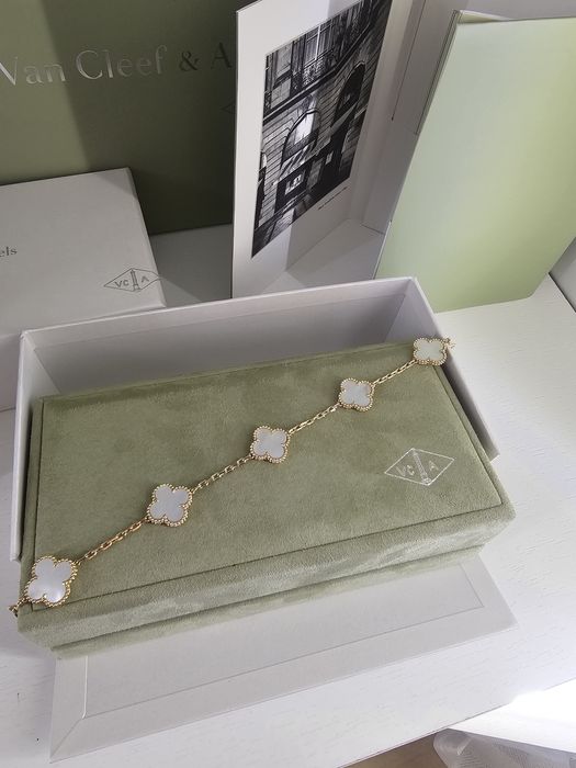 Van Cleef & Arpels MOP