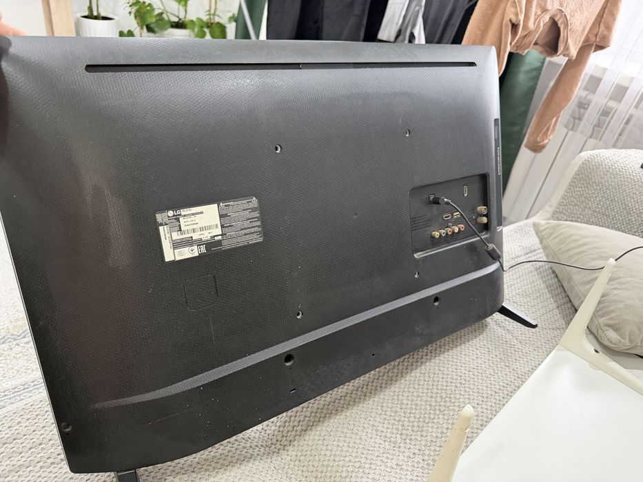 Продаю Телвизор LG ЖК