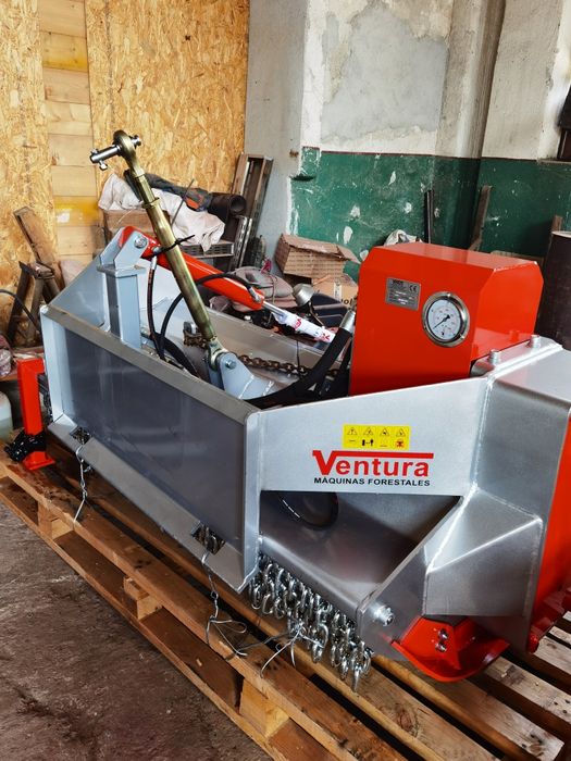 Tocător forestier, tocător hidraulic Bobcat, tocător excavator, tracto