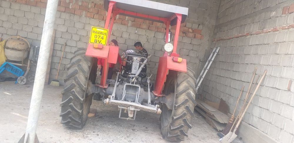 Tractor Massy Ferguson