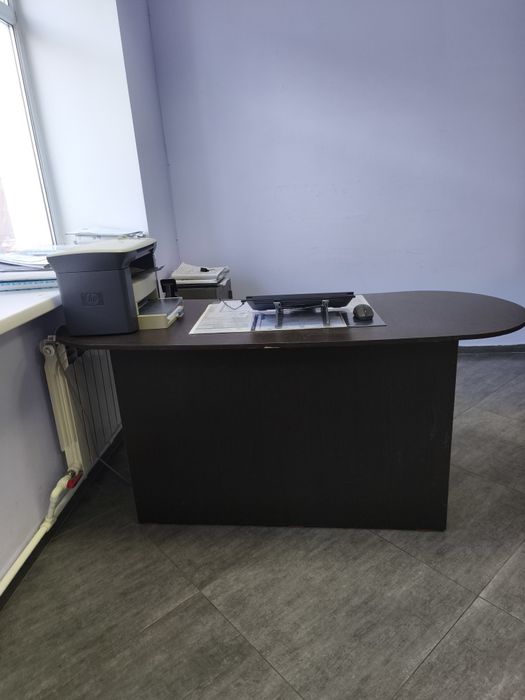 Продам офисную мебель