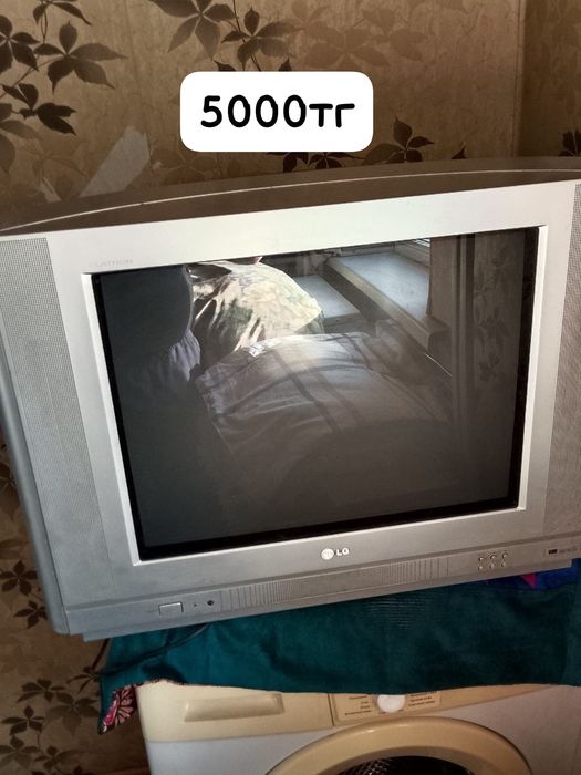 Телевизор продам