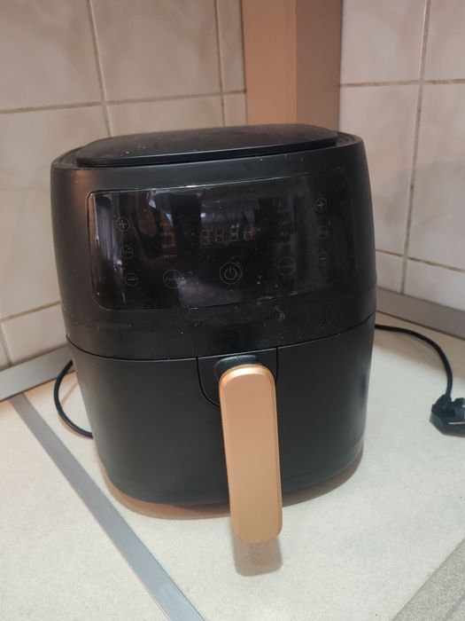 Friptoza digitala cu aer cald