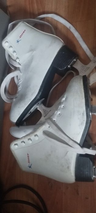 Фигурные коньки.