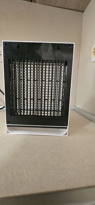 Уред за унищожаване на комари и др. насекоми