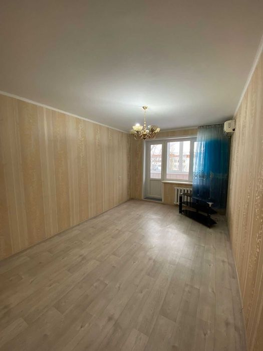 Продается 1 комн кв р-н 6 мкр