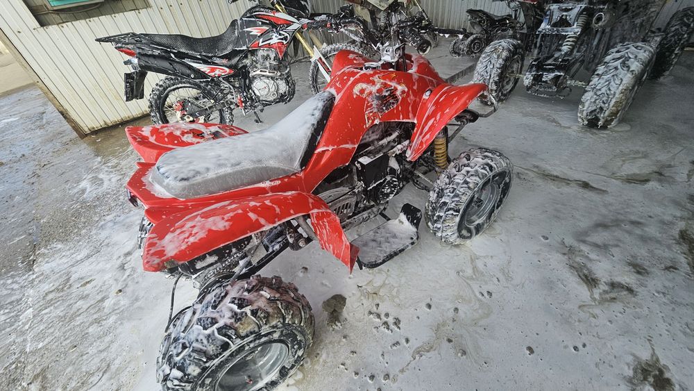 Квадроцикл бензин.