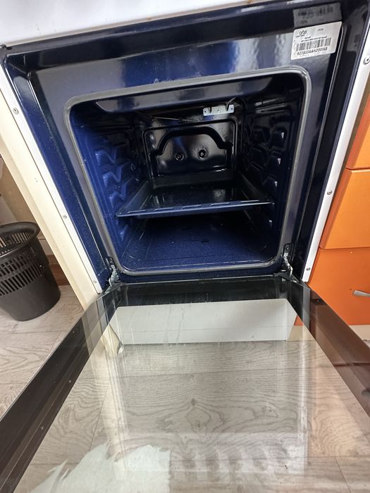 Продам газовую плиту