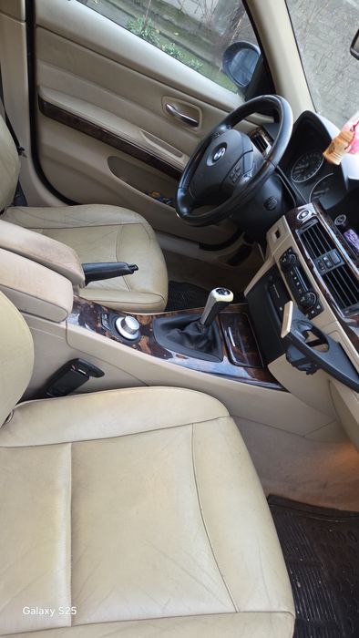 Vând bmw E90 an 2006